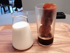 黑砖拿铁-dotcom coffee古点咖啡(致真大厦店)