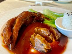 阿一鮑魚扣鵝掌伴時菜-富临饭店