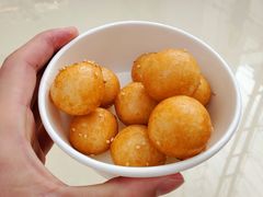 糖油粑粑-黑色经典臭豆腐·湖南特产(步行街店)