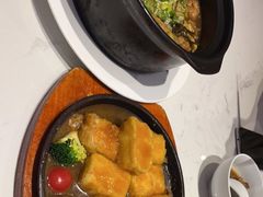 -峨嵋小镇·川菜(勒泰中心店)