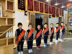 -蓝莓果教育(青塔校区)