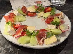 -LESCEDARS Brasserie Bistro香柏树