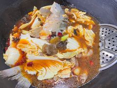 -山妹子铁锅炖