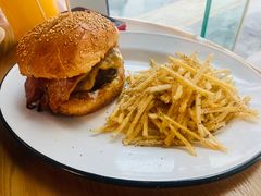 -HELLO 27 意面·沙拉·帕尼尼