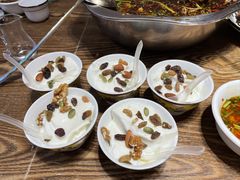 -乡土特色.冷锅鱼.牦牛肉汤锅