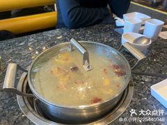 -一席地·本地鸡窝·杭帮鸡火锅(萧山银隆百货店)
