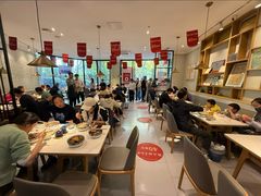 -镇南锅盖面馆(解放路店)