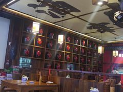 大堂-先启半步颠小酒馆(白麓里店)