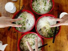 -正宗李家土鸡米线店