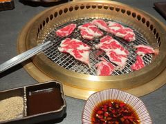 -铭牛烧肉·和牛海鲜自助(高新月牙湖店)