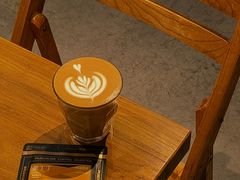 澳白-Punchline Coffee&Roaster(同济大学店)