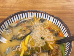 -鲜越鲜鱼粉(财富购物中心店)