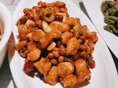 宫保鸡丁-渝信川菜(西单店)