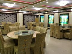 包厢-春华海鲜城(广场西苑店)