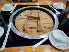 -三里屯土灶炖公鸡地锅鸡(江东店)