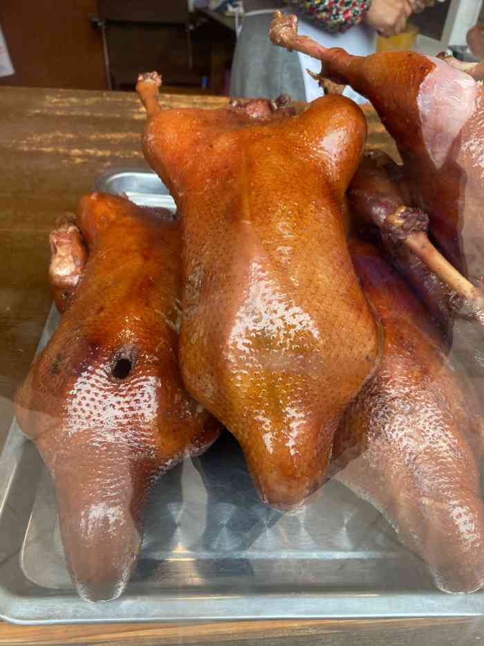 非常好吃的一家油烫鹅,就是每次来买比较麻烦,要是在西门上开一家就不