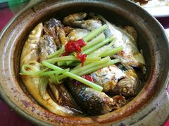 杂鱼煲-裕兴酒家·34年老字号