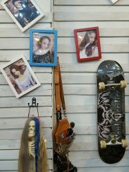 -SALON V