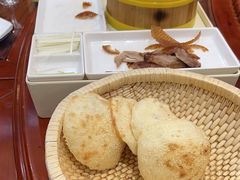 -良友·海鲜青岛菜·海肠捞饭(五四广场店)