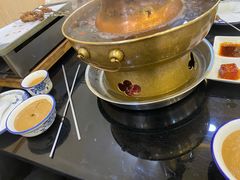 -清真磊磊烧烤老店(饮虎池街34号店)