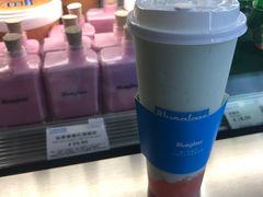 整颗果粒蜜柚牛油果爆浆胶原酸奶-Blueglass酸奶(财富购物中心店)