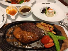 -爱丽丝牛排西餐厅(光谷步行街店)