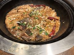 -万里闯关东铁锅炖菜馆(高新旗舰店)