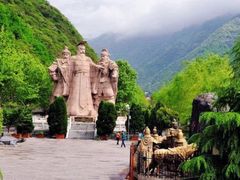 -汉中石门栈道景区