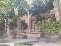 -香港大学