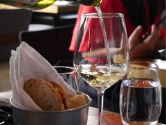 白葡萄酒-AZUL by FUEL蓝色·法式酒馆(琶醍店)