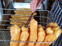 油条-新塍美食吴哥烧饼