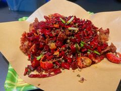 -肥肥虾庄·金牌油焖大虾(杨园滨江时代walk店)