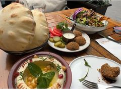 -ELI FALAFEL Lebanese&Mediterranean黎巴嫩美食(富城路店)
