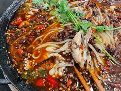 -鸿顺老铁锅美蛙鱼府(解放碑店)