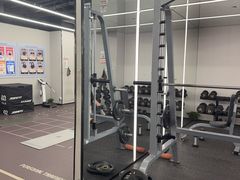 -乐刻运动健身(同曦假日百货店)