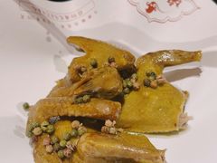 -鸽子侯·家宴·平价海鲜(市图书馆店)