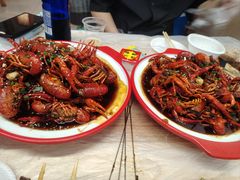 -郑记•不夜城烧烤•龙虾•虾蟹(黄鹤楼店)