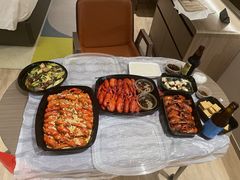 -肥肥虾庄·金牌油焖大虾(沙湖店)