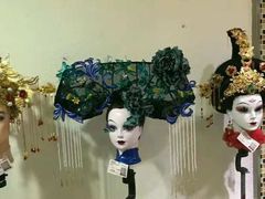 -粤港芭莎美容美发化妆学校