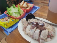 -广味炭炉鸡煲(宝业路分店)