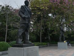 -英雄广场
