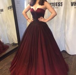WHITENESS&nbsp;COUTURE&nbsp;STUDIO纯色时光婚纱艺术馆-纯色时光婚纱艺术馆WHITE