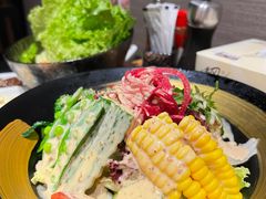 -山川小町·极番烧肉(新地假日广场店)