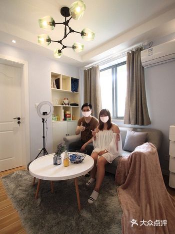 带来温暖纯净的视觉感受，充分考虑收纳后