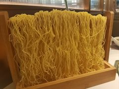 -洪氏嗨捞·广东猪肚鸡·椰子鸡火锅(西咸万象城店)