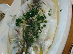 -品鲜村农家菜·阳澄湖大闸蟹(总店)