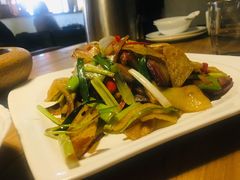 -東舍食唐精品陕菜馆
