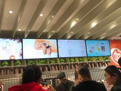 -CoCo都可(湖滨银泰店B区店)