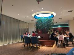 大堂-悦海·家宴·冰花皮皮虾大锅贴(宝龙店)