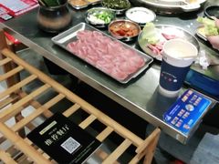 -哈哈碳都·牛肋条无限自助烤肉(台江万达店)